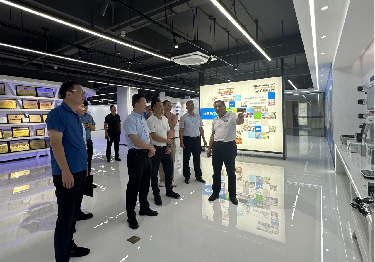 廣東省工商聯(lián)在珠海開展民營企業(yè)產(chǎn)業(yè)科技互促雙強情況調(diào)研